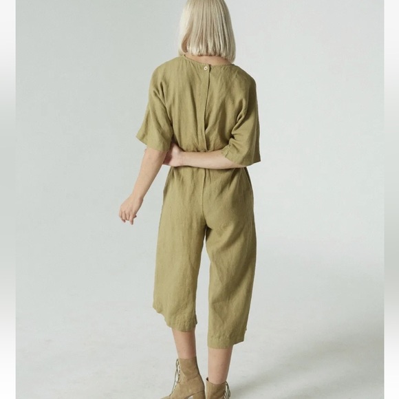 Linenfox Olive Green Jumpsuit - Picture 2 of 8